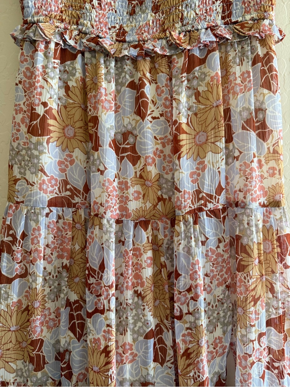 ASTR The Label, small, rust blue floral smocked tiered midi dress - Picture 6 of 14